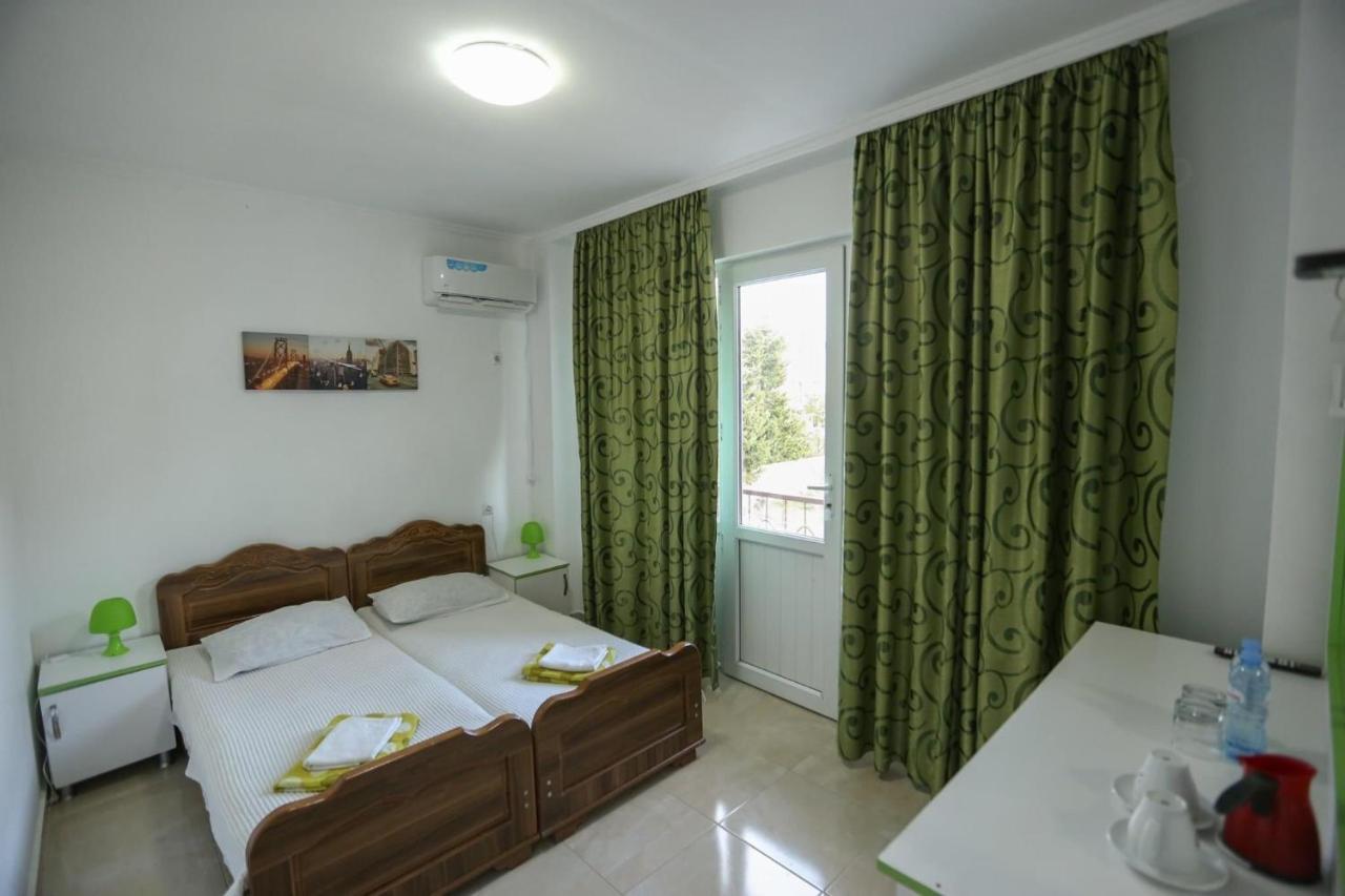Theodora Hotel Ureki Kültér fotó