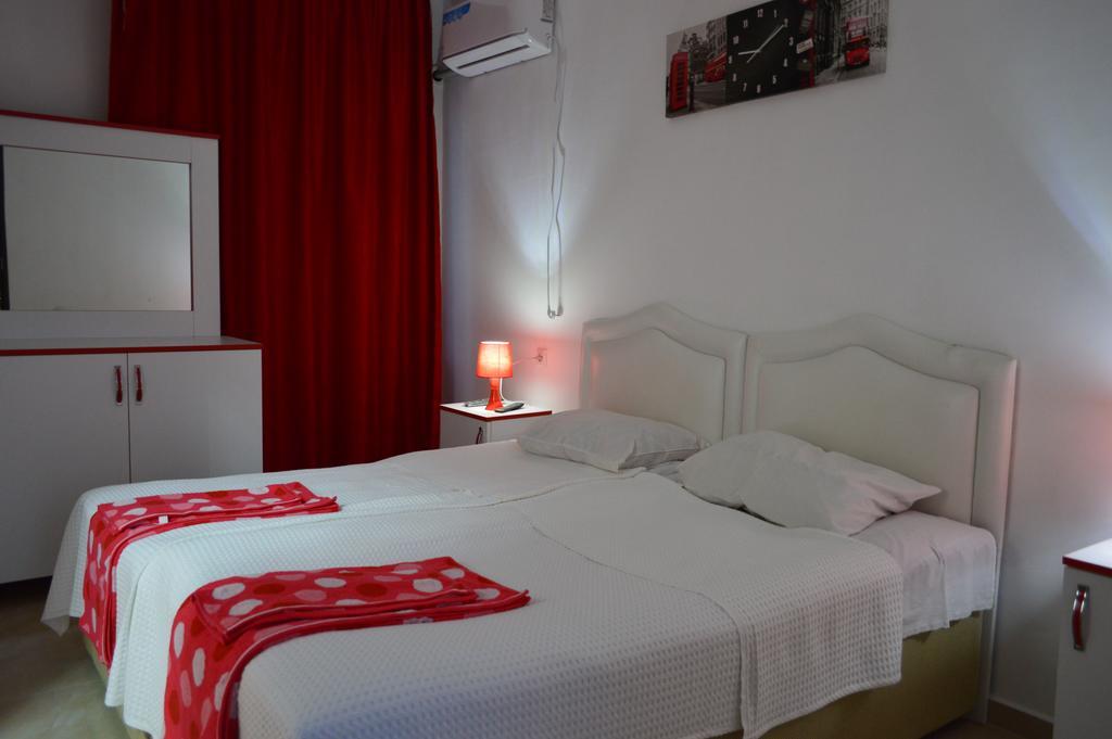 Theodora Hotel Ureki Kültér fotó