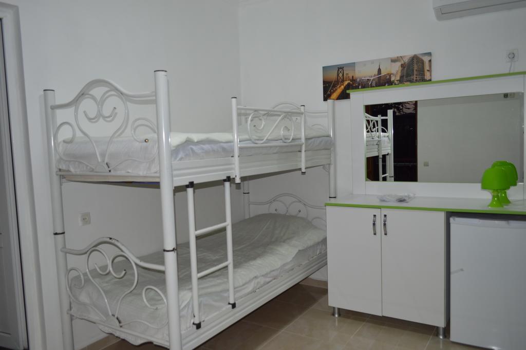 Theodora Hotel Ureki Kültér fotó
