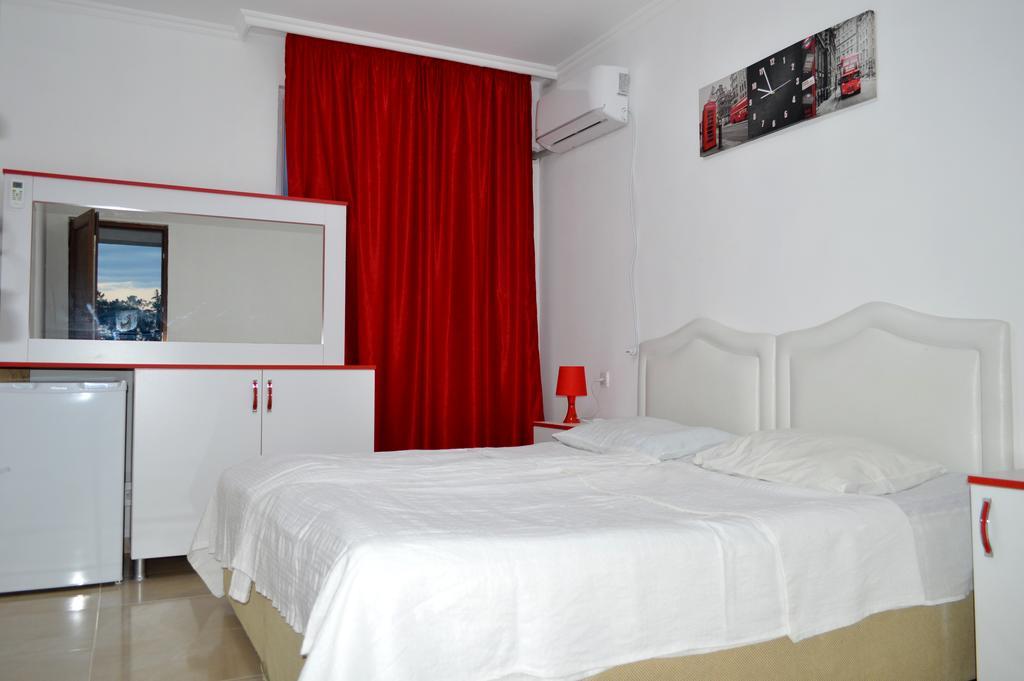 Theodora Hotel Ureki Kültér fotó